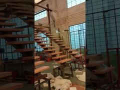 Escada moderada curvada lisa que cerca o vidro GlassTread de aço inoxidável