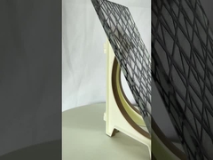 O ácido gravou o vidro moderado