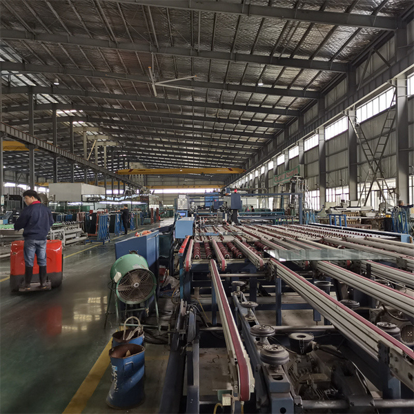 foshan nanhai ruixin glass co., ltd linha de produção do fabricante